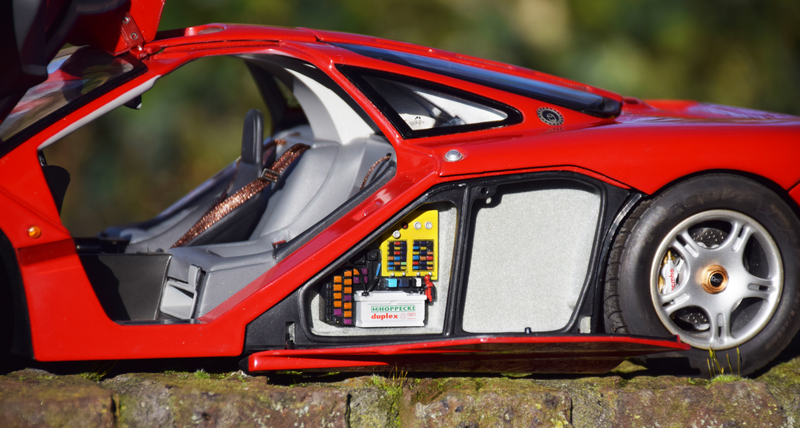 Illustration for article titled McLaren Monday: XXL Edition